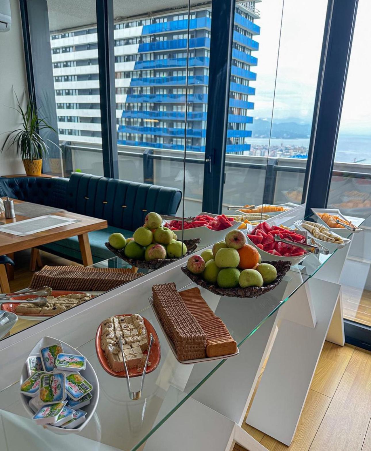Orbi City Aparthotel Batumi Ngoại thất bức ảnh