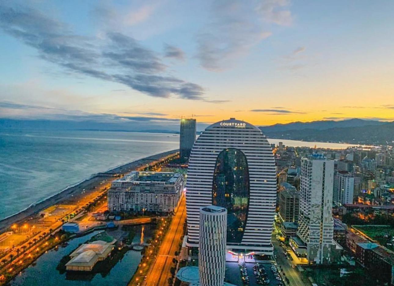 Orbi City Aparthotel Batumi Ngoại thất bức ảnh