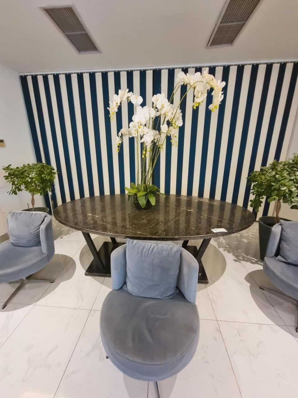 Orbi City Aparthotel Batumi Ngoại thất bức ảnh